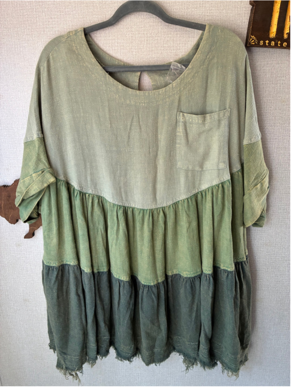 Women's Oli & Hali Tunic Dress Size M Green Olive Tiered Hem Boho